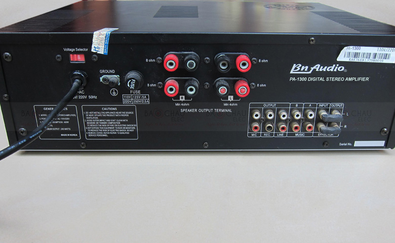 Amply-BN-audio-PA-1300anh-chi-tiet-2