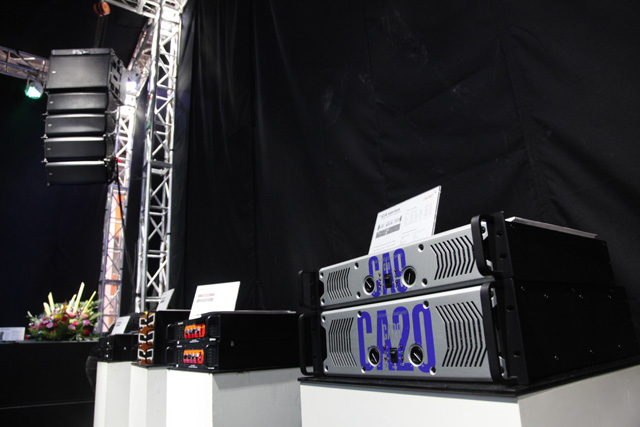 Cục đẩy Soundstandard CA sử dụng trong dàn âm thanh chuyên nghiệp