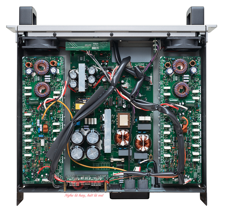 Cục đẩy Yamaha bên trong Cục đẩy Yamaha bên trong