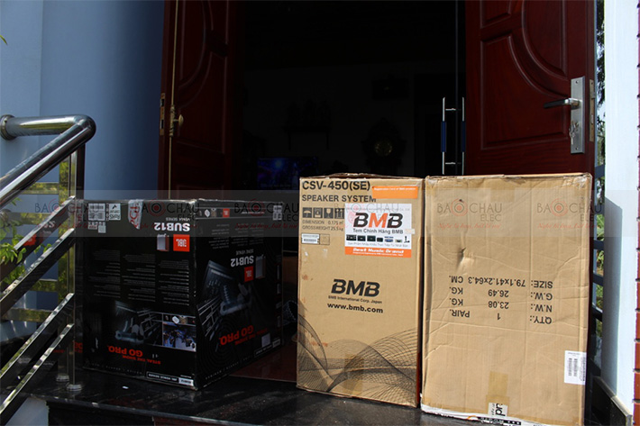 Karaoke gia dinh tai Cho Le Hung Yen 02