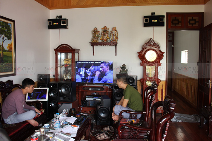 Karaoke gia dinh tai Cho Le Hung Yen 09