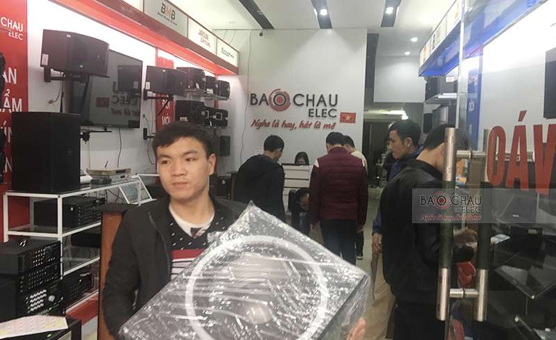 Không khí mua sắm ngày Tết ở Hải Phòng 01 Không khí mua sắm ngày Tết ở Hải Phòng 01