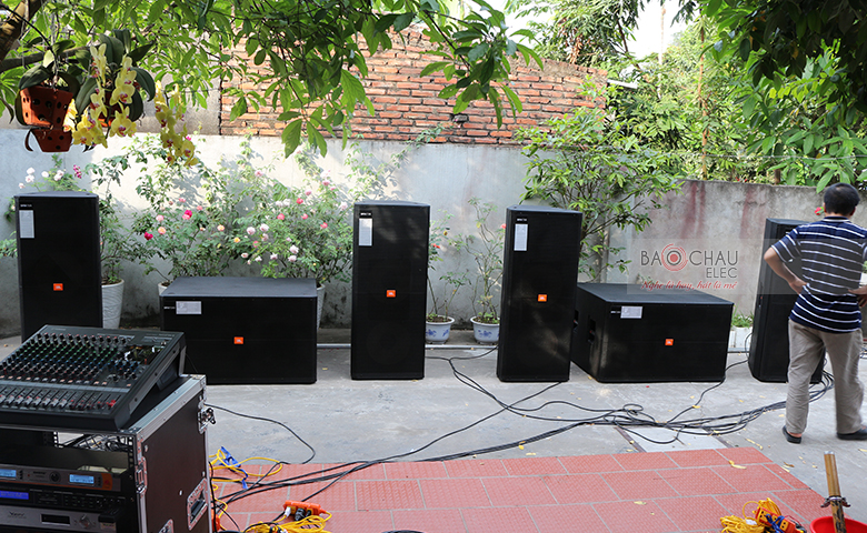 Bộ d&agrave;n &acirc;m thanh đ&aacute;m cưới Hải Ph&ograve;ng - ảnh 6