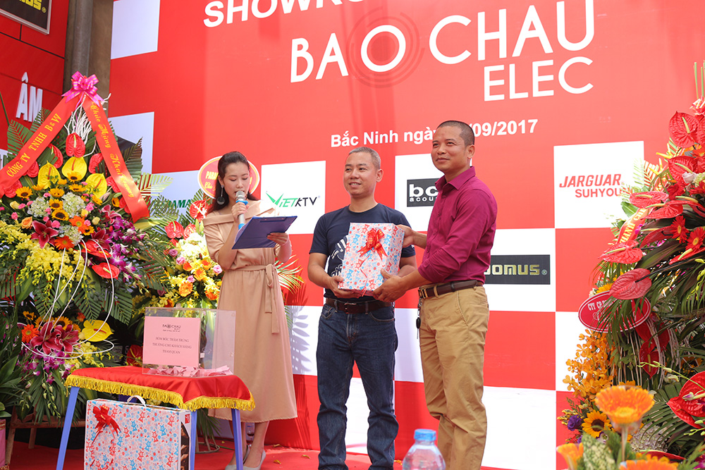 Khách hàng trúng giải nhì