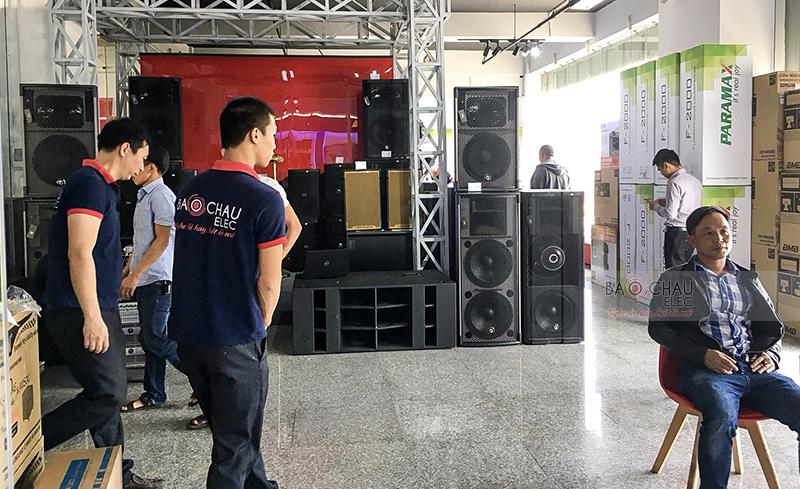 Không khí mua sắm ngày Tết ở Đà Nẵng 06 Không khí mua sắm ngày Tết ở Đà Nẵng 06