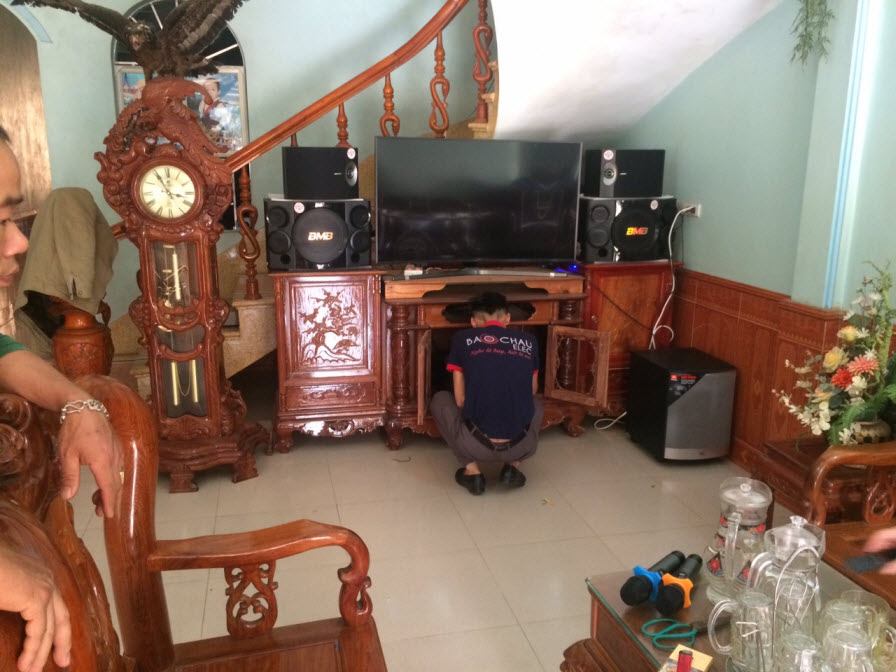 Lắp dàn karaoke gia đình anh Hợp - Yên Thế - Bắc Giang - ảnh 4 Lắp dàn karaoke gia đình anh Hợp - Yên Thế - Bắc Giang - ảnh 4