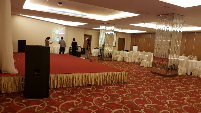 Lắp đặt dàn âm thanh hội trường khách sạn Aurora - Đồng Nai 03 Lắp đặt dàn âm thanh hội trường khách sạn Aurora - Đồng Nai 03