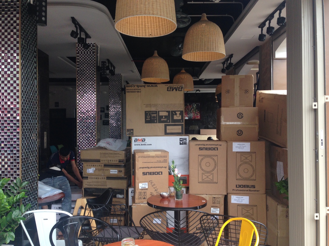 Lắp đặt hệ thống 10 phòng hát karaoke chuyên nghiệp Noke tại TPHCM 05