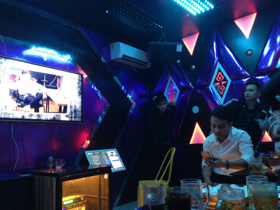 Lắp đặt hệ thống 10 phòng hát karaoke chuyên nghiệp Noke tại TPHCM 15